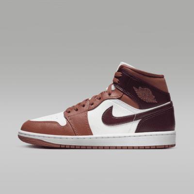 Air Jordan 1 Mid Shoes Product Image