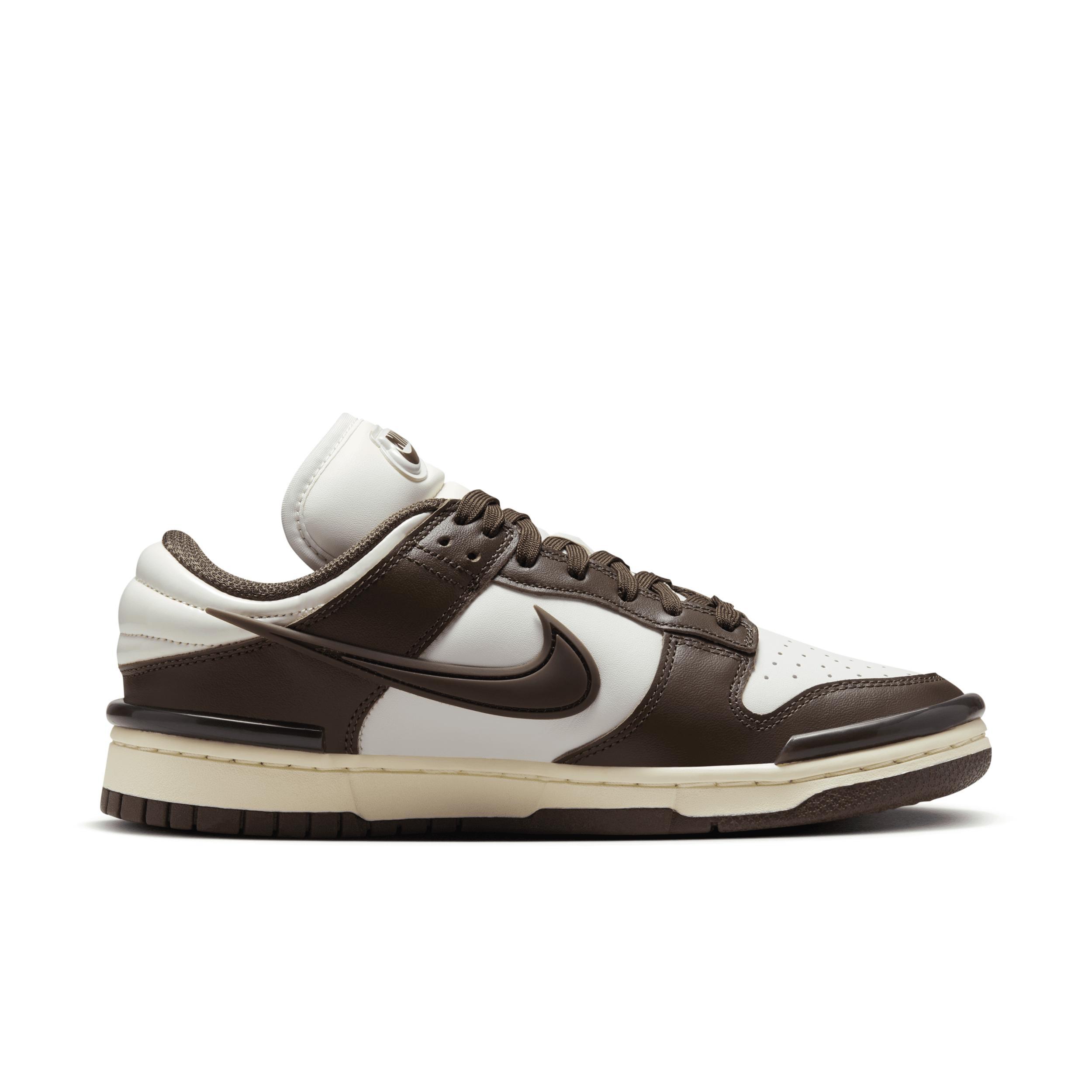 Nike Women's Dunk Low Twist Shoes Product Image