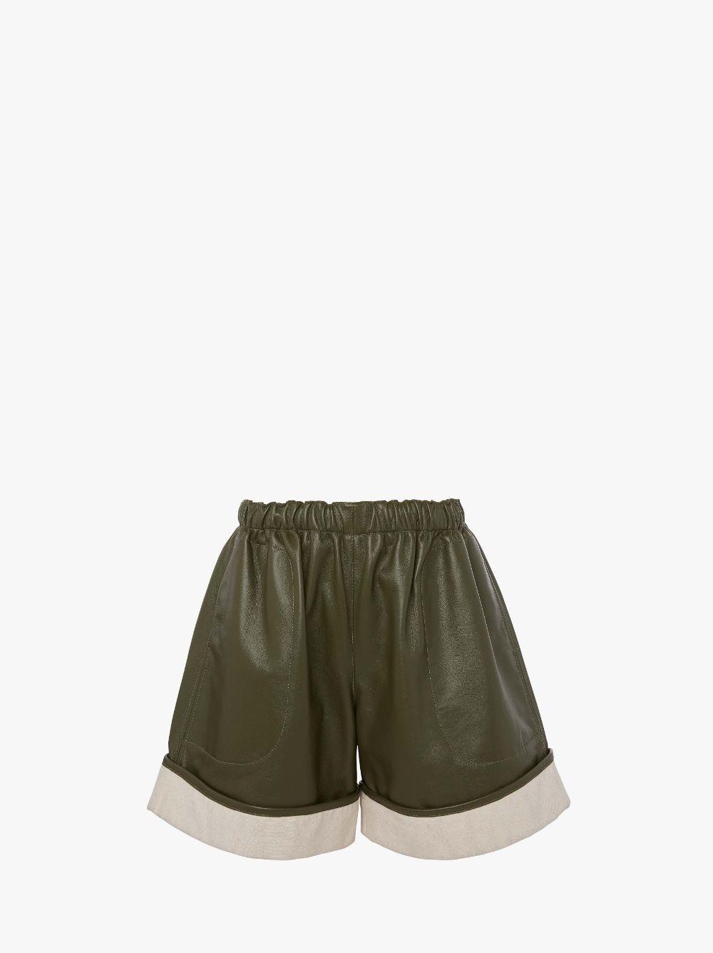 CONTRAST LEATHER HEM SHORTS in green | JW Anderson US  product image