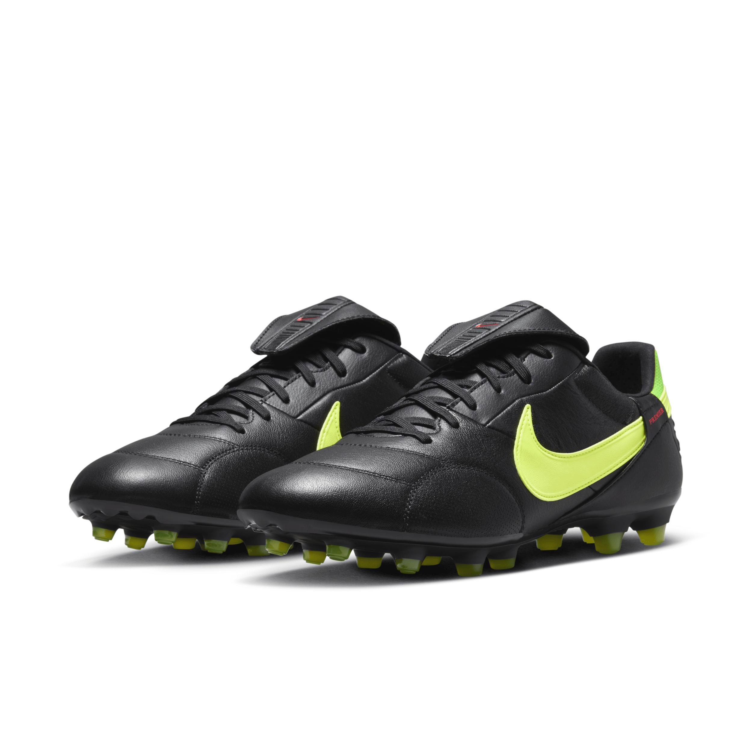 Nike Men's Premier 3 FG Low-Top Soccer Cleats Product Image