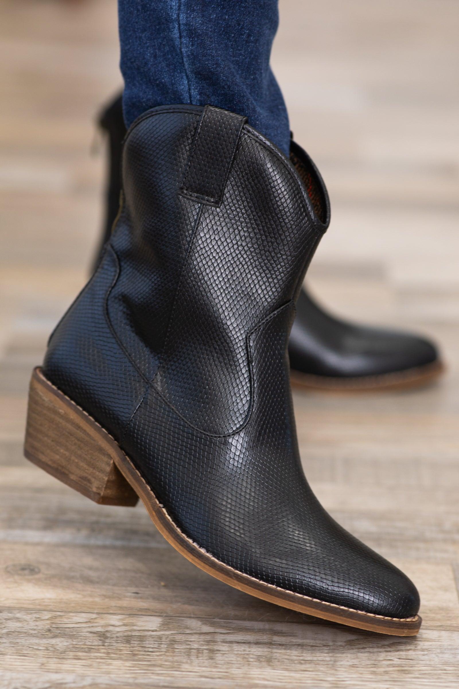 Black Point Toe Short Western Booties Product Image