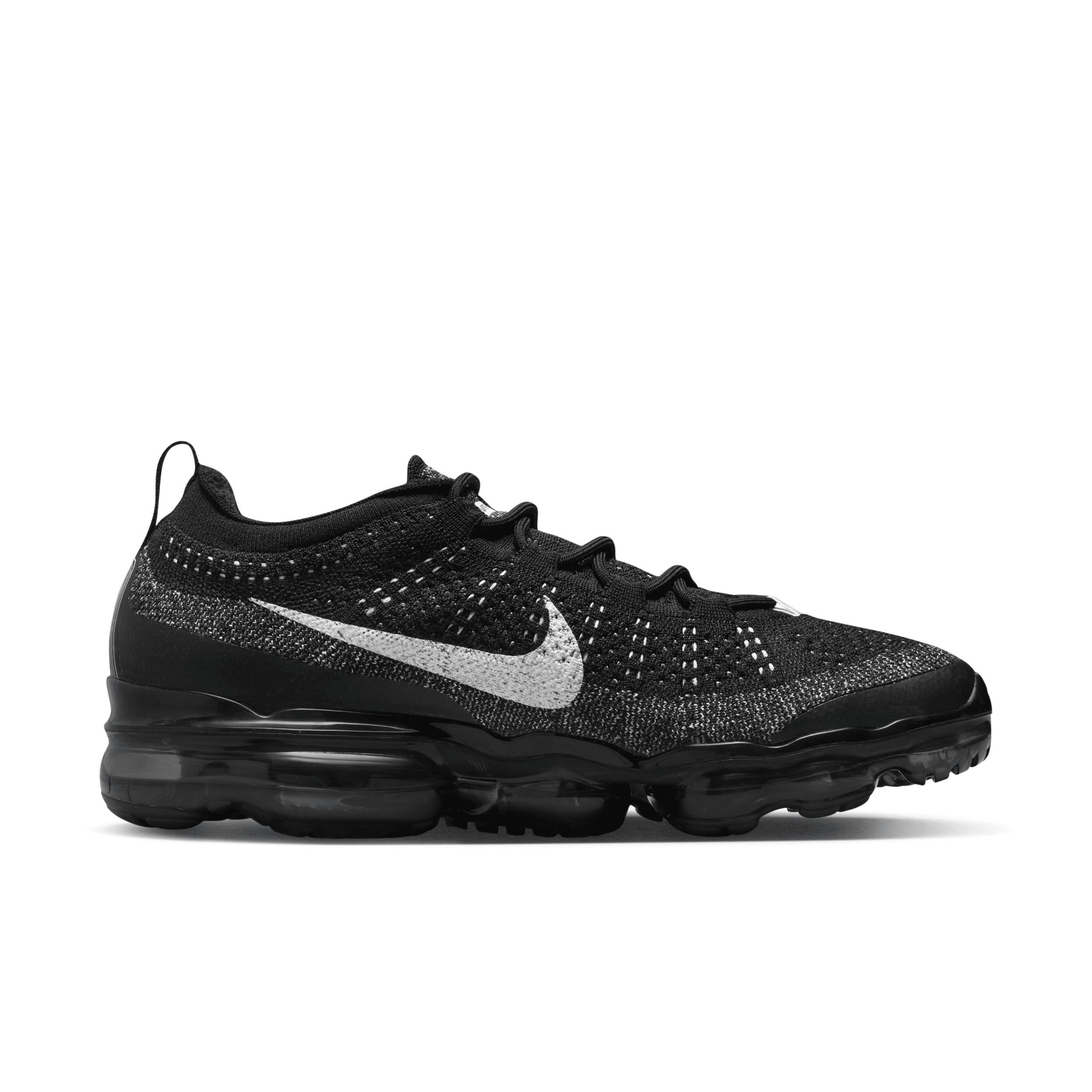 Nike Mens Air VaporMax 2023 Flyknit Running Shoes Product Image