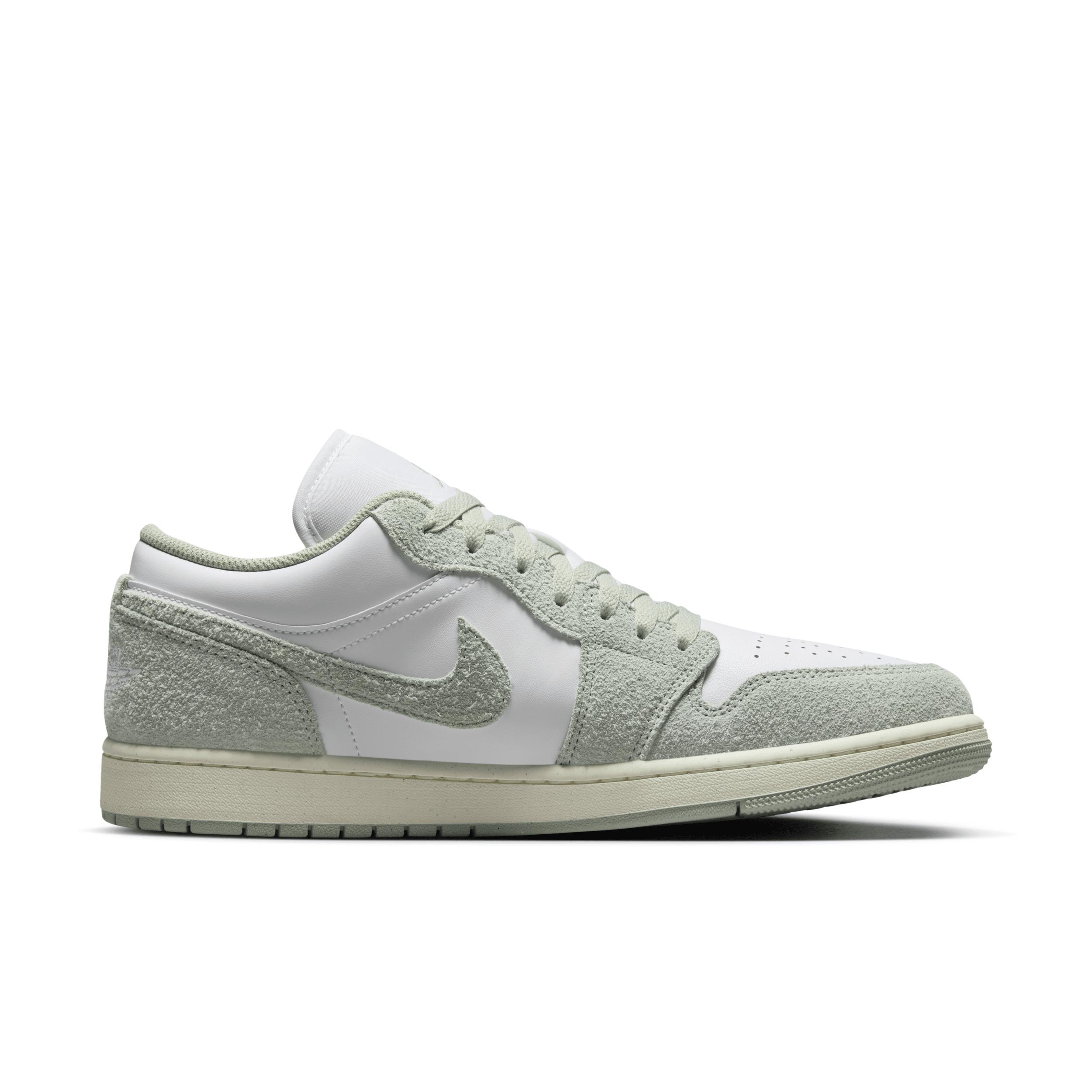 Men's Air Jordan 1 Low SE Shoes Product Image