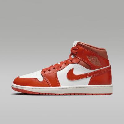 Women's Air Jordan 1 Mid Shoes Product Image