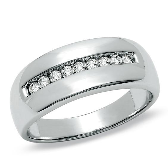 Men's 1/4 CT. T.w. Diamond Wedding Band in 14K White Gold Product Image