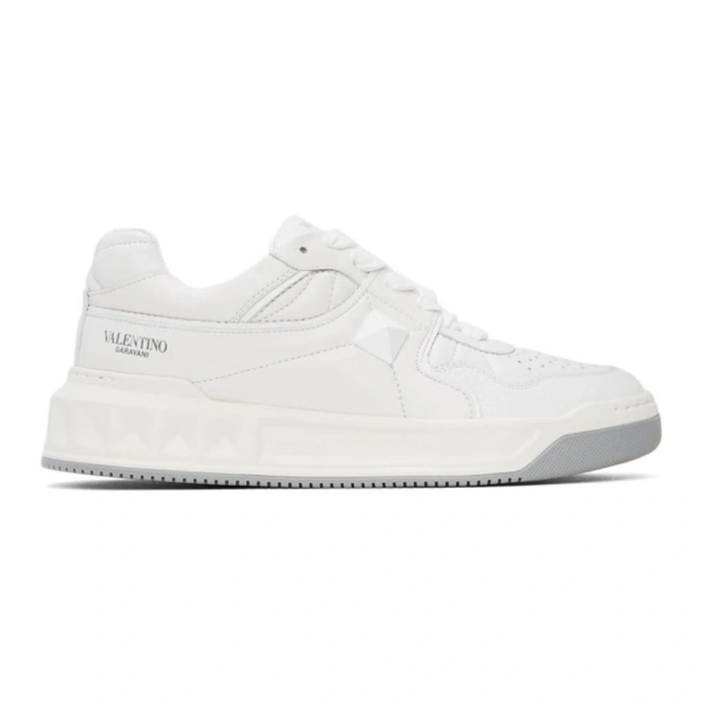 White One Stud Low-top Sneakers In 0bo White/grey Product Image