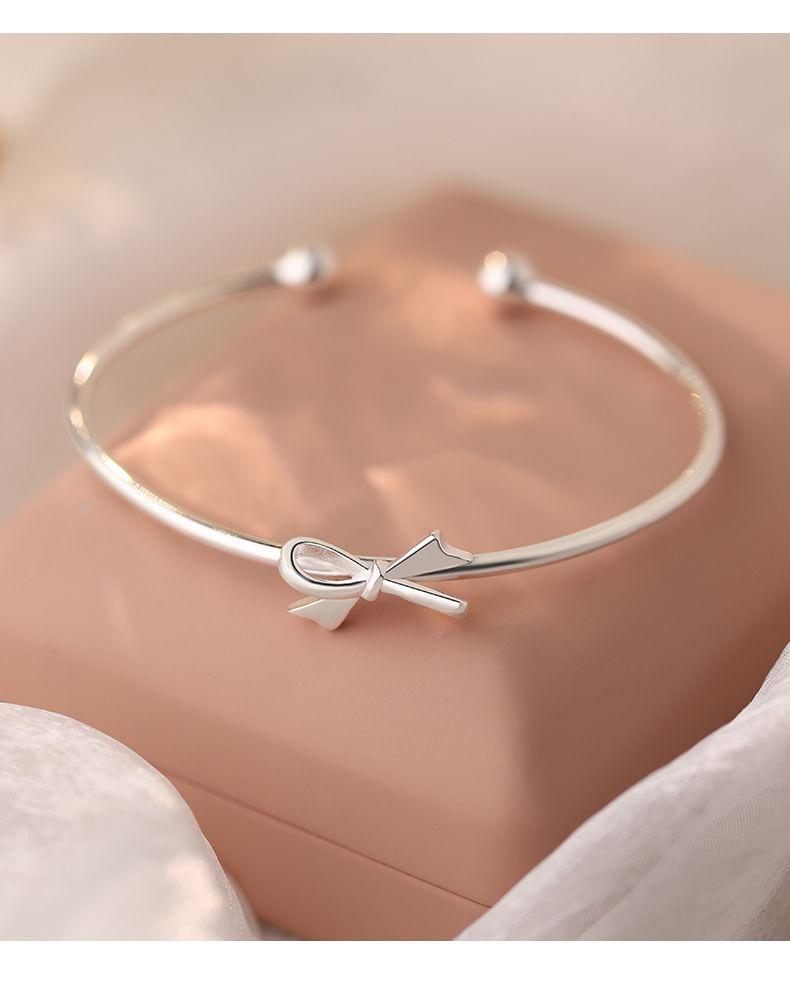 999 Sterling Silver Bow Open Bangle Product Image