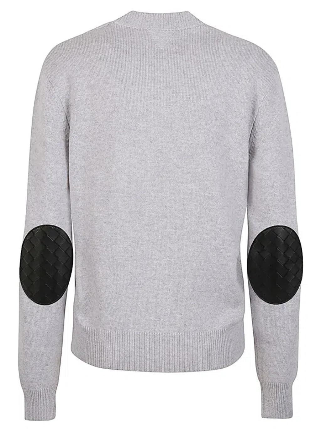 Sweaters In Grey Product Image