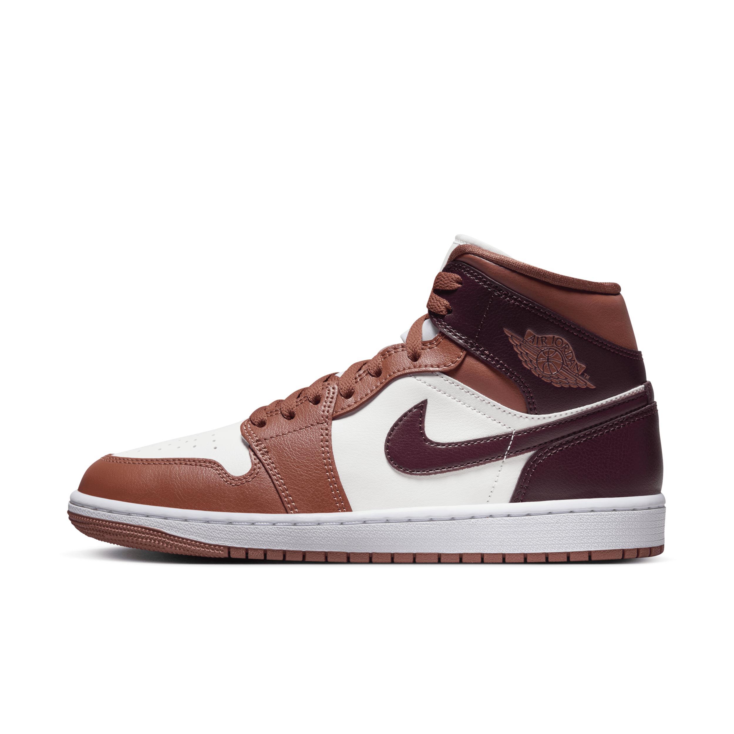 Jordan Womens Jordan AJ 1 Mid - Womens Basketball Shoes Product Image