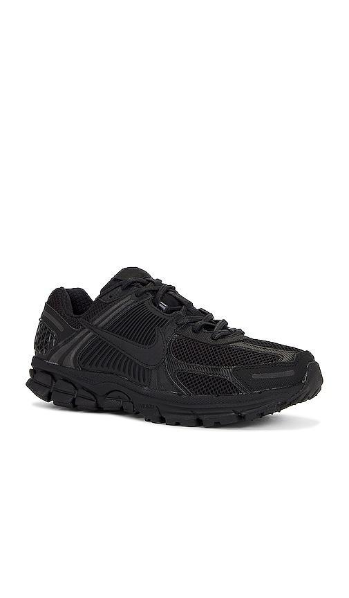 Nike Men's Zoom Vomero 5 Shoes Product Image