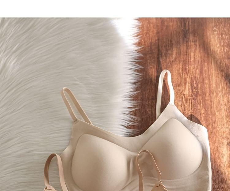 Plain Seamless Wireless Bra Product Image