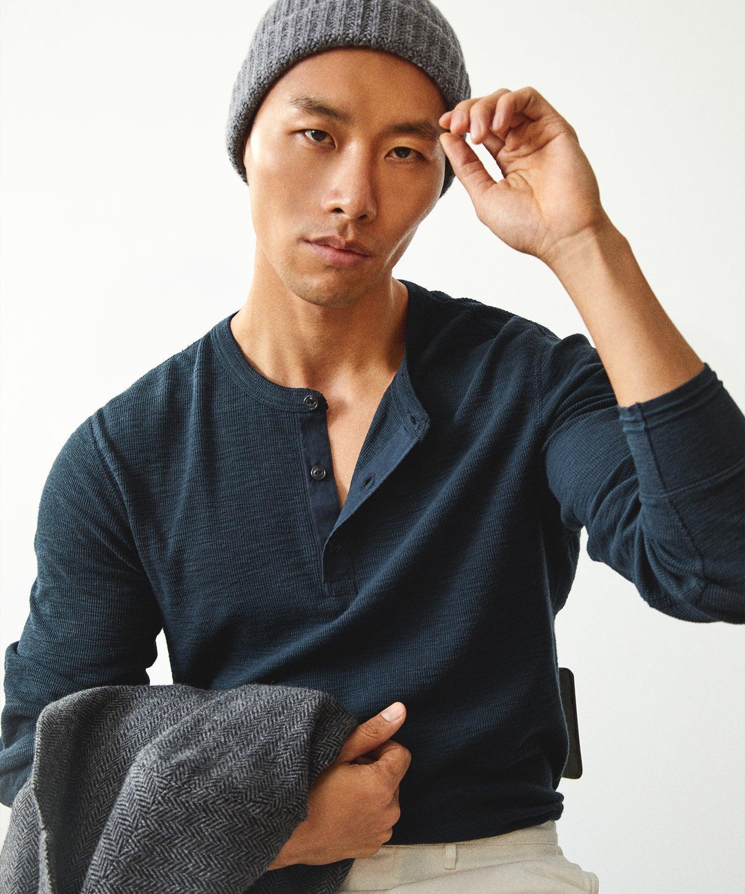 Italian Recycled Cashmere Beanie in Charcoal Product Image