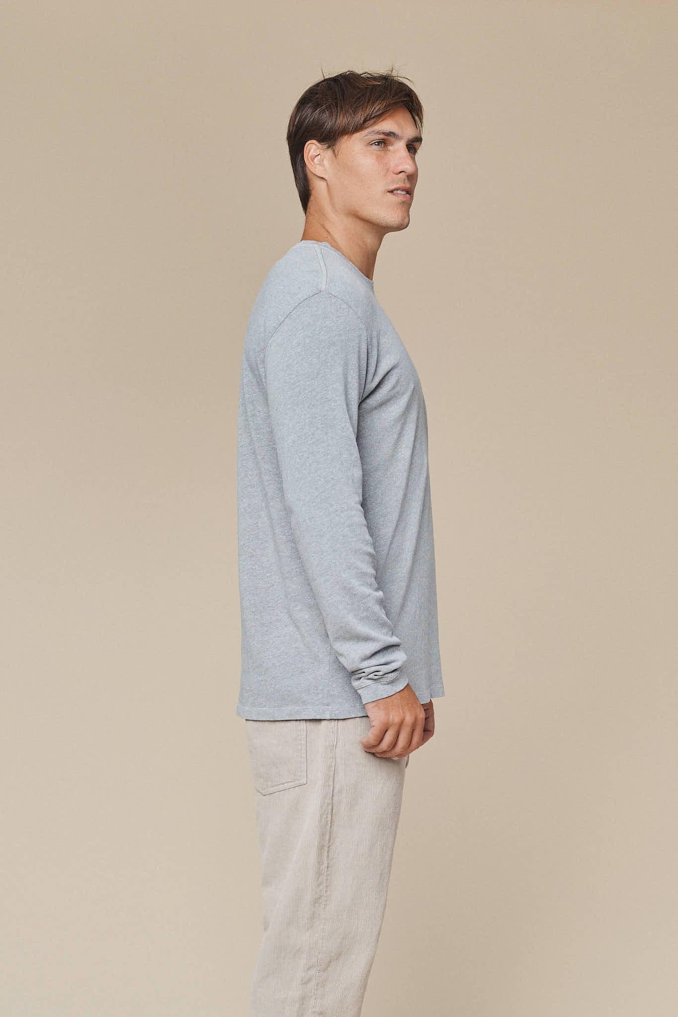 Heathered Baja Long Sleeve Pocket Tee Male Product Image