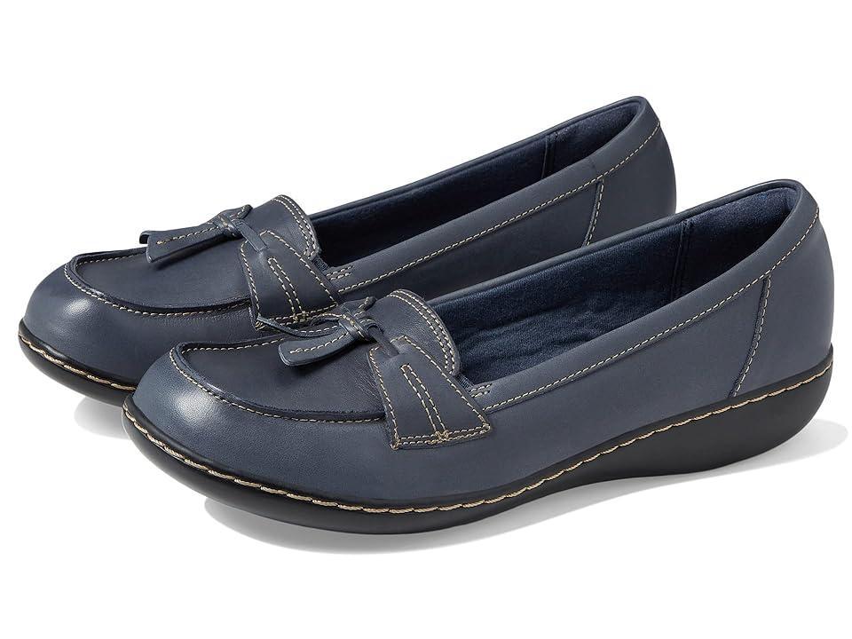 Clarks Ashland Bubble Women's Slip on Shoes Product Image