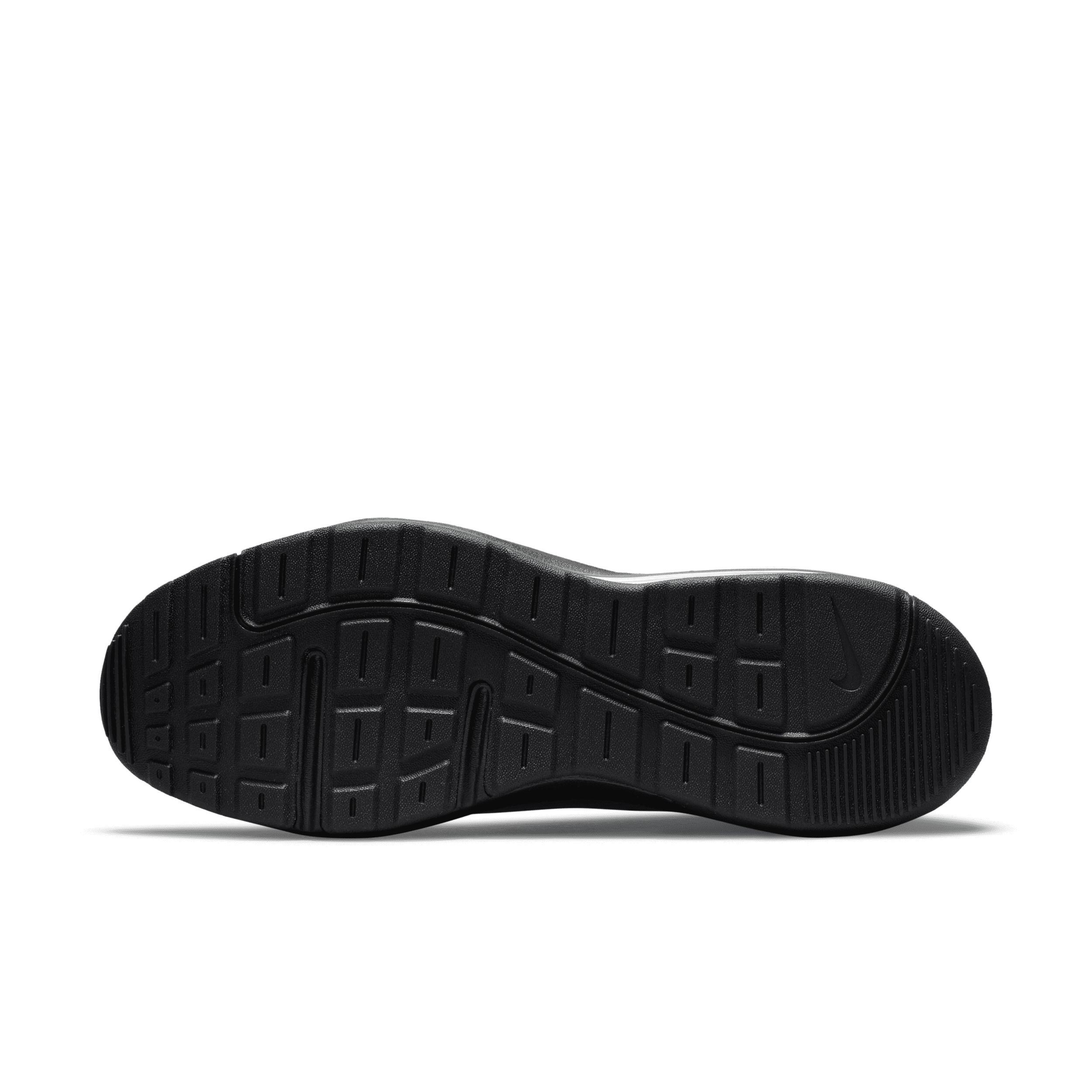 Nike Mens Air Max AP Shoes Product Image