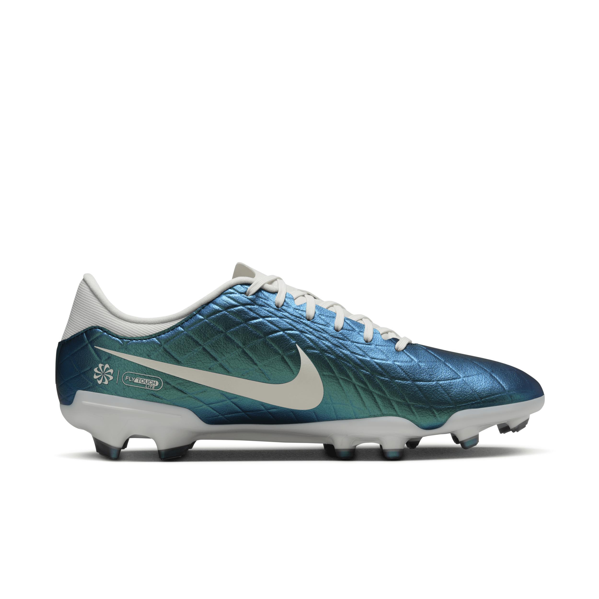 Nike Men's Tiempo Emerald Legend 10 Academy MG Low-Top Soccer Cleats Product Image