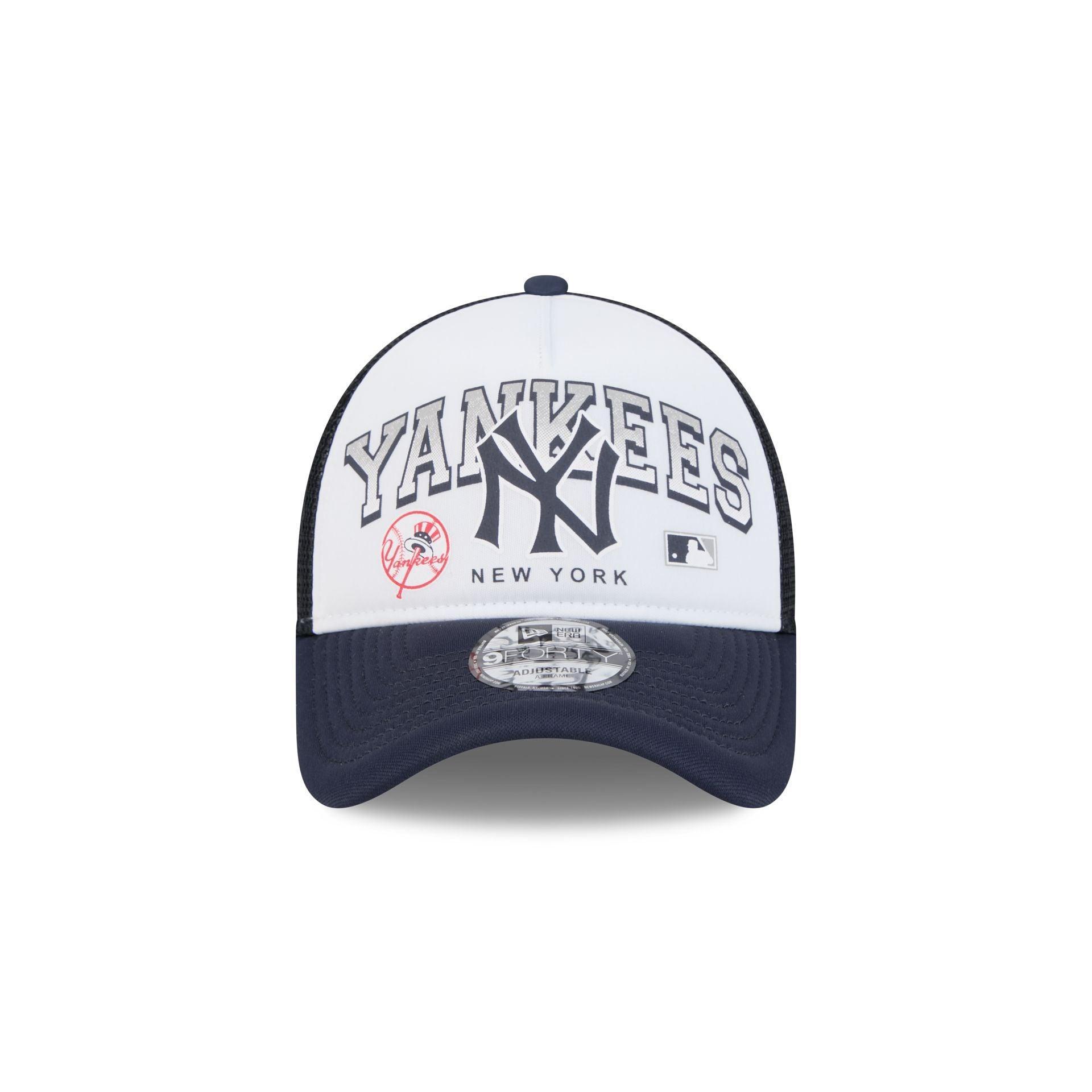 New York Yankees Sport Classics 9FORTY A-Frame Trucker Hat Male Product Image