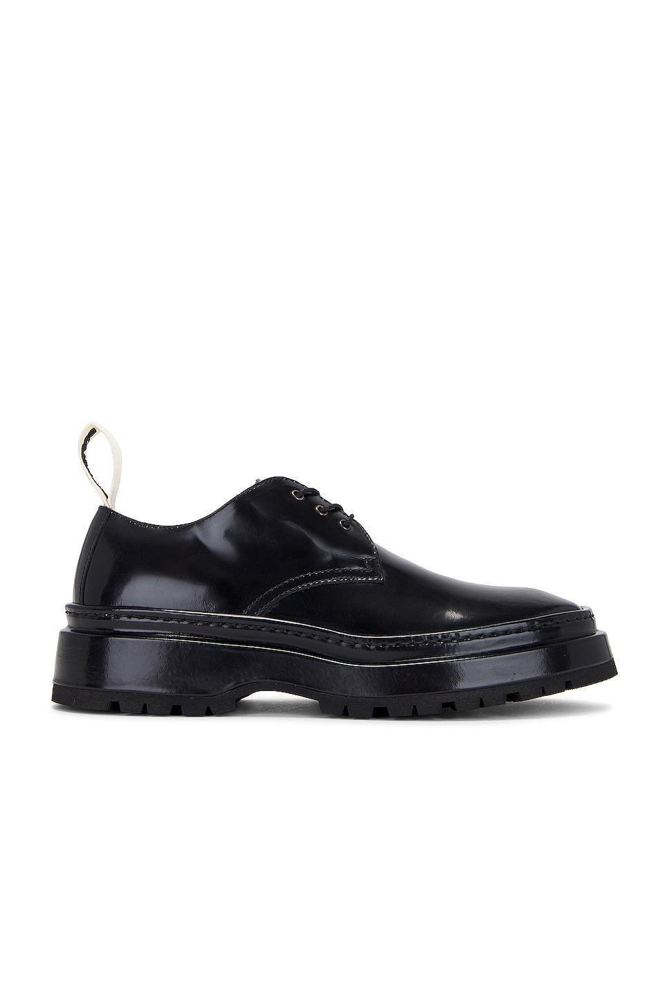 JACQUEMUS Les Derbies Pavane in Black - Black. Size 41 (also in ). Product Image