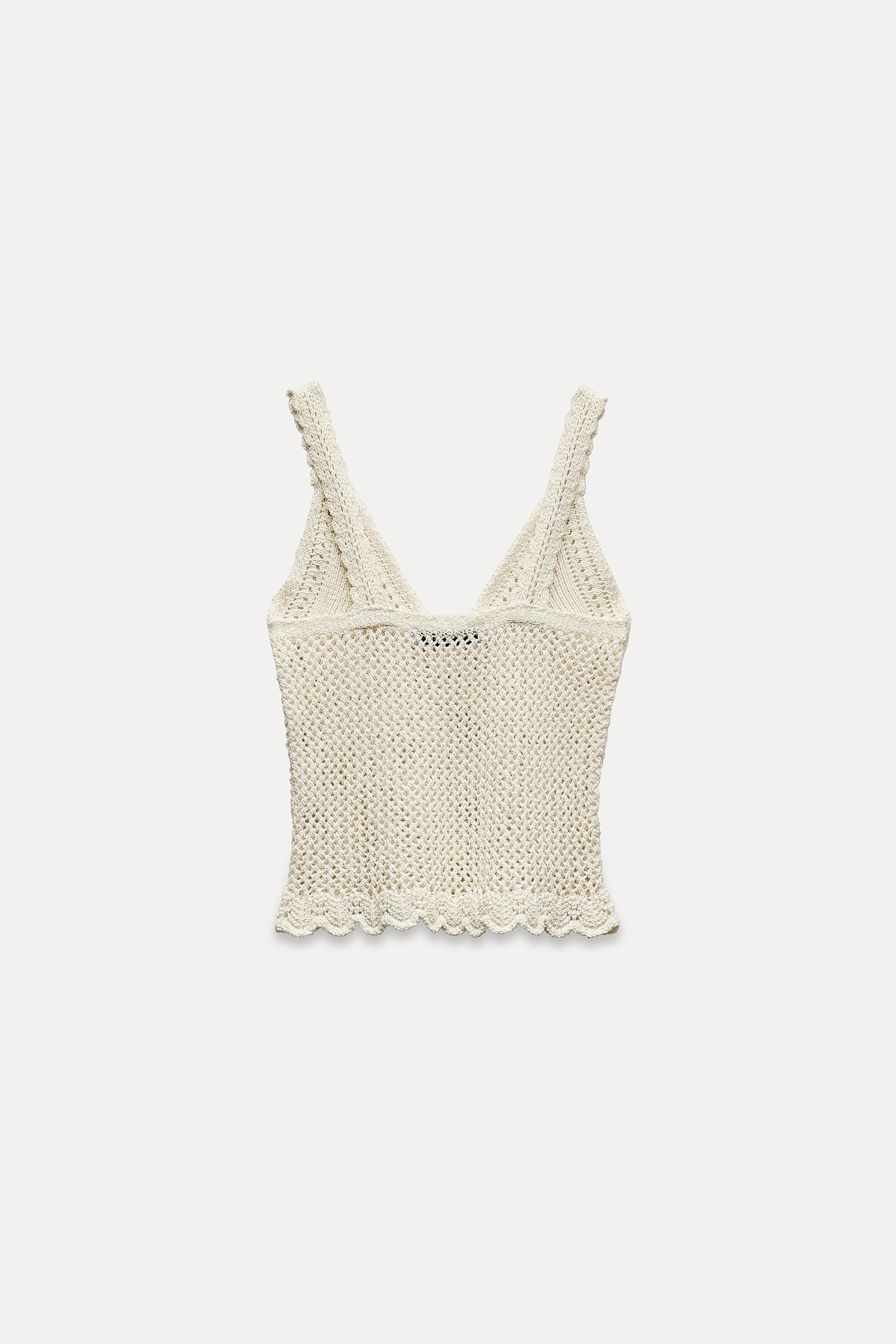 ROMANTIC KNIT TOP Product Image