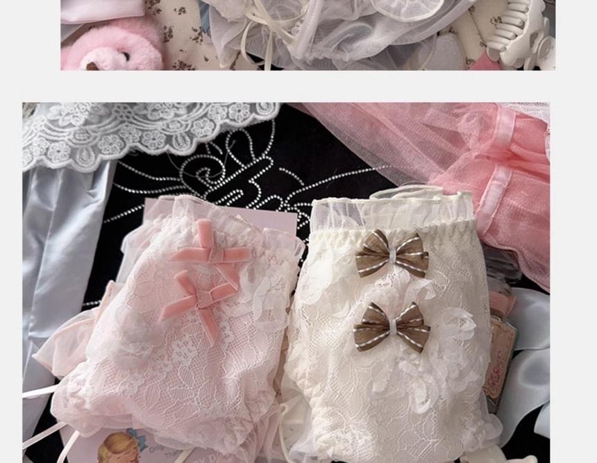 Ruffle Trim Bow Panties Product Image