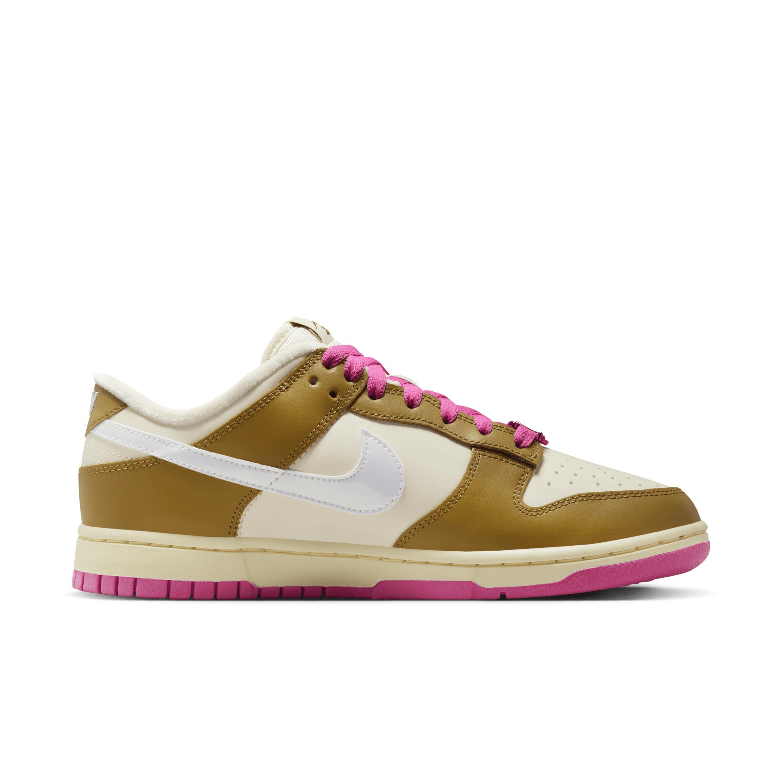 Nike Women's Dunk Low SE Shoes Product Image