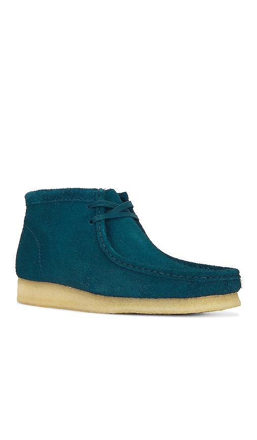 Clarks(r) Wallabee Chukka Boot Product Image