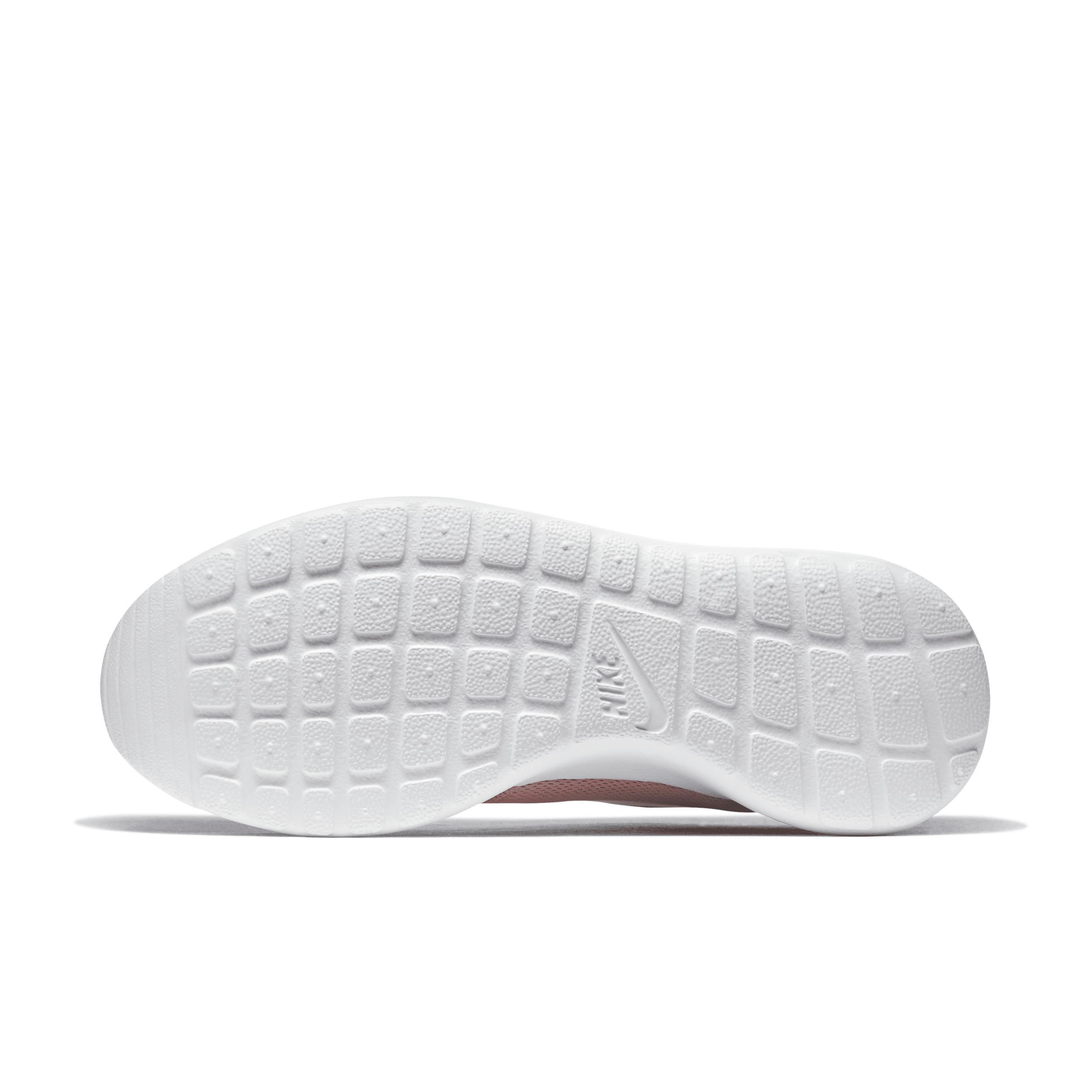 Nike Women's Roshe One Shoes Product Image