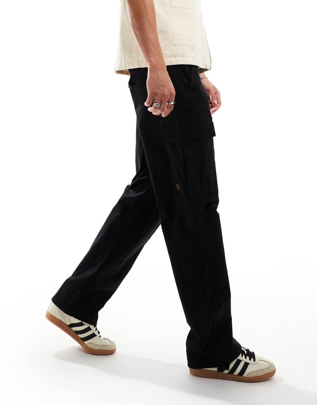 ONLY & SONS loose fit cargo pants in black Product Image