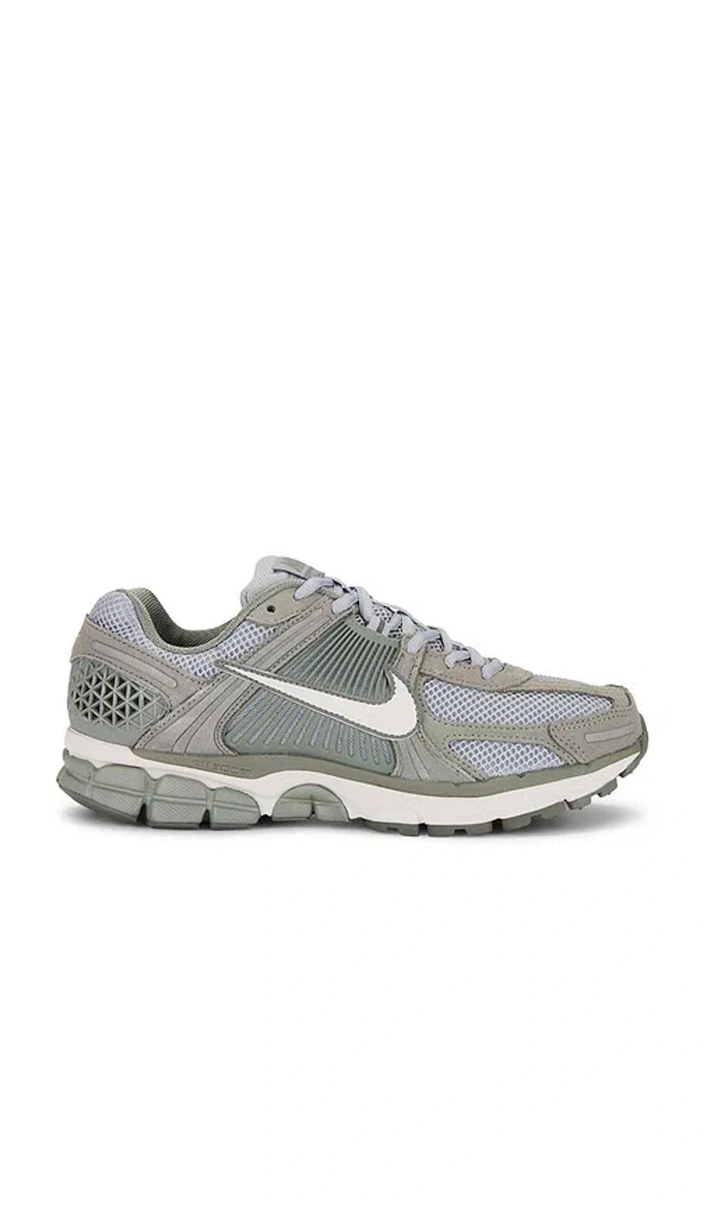 NIKE Zoom Vomero 5 In Phantom/dark Stucco Product Image