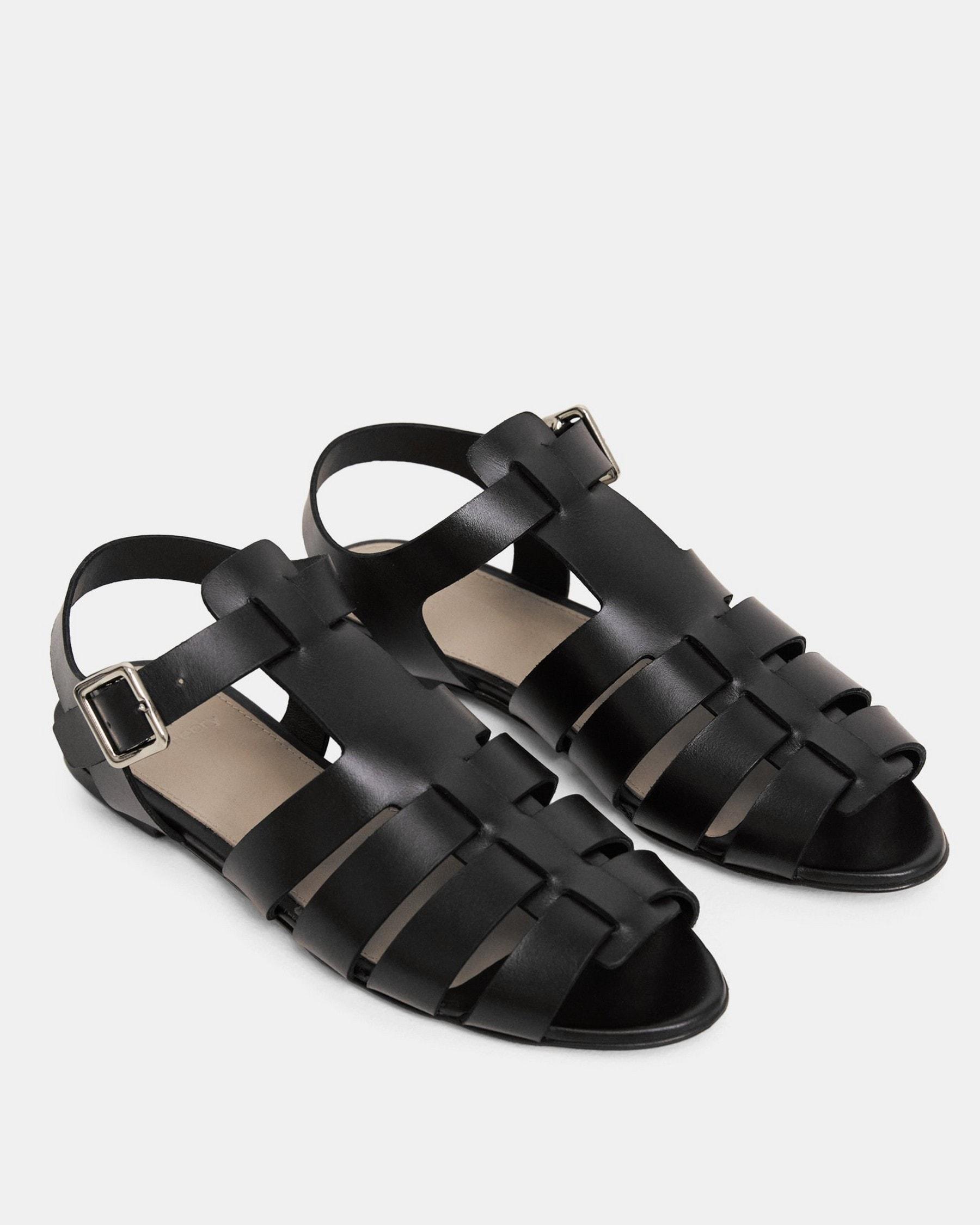 Fisherman Sandal in Leather Product Image