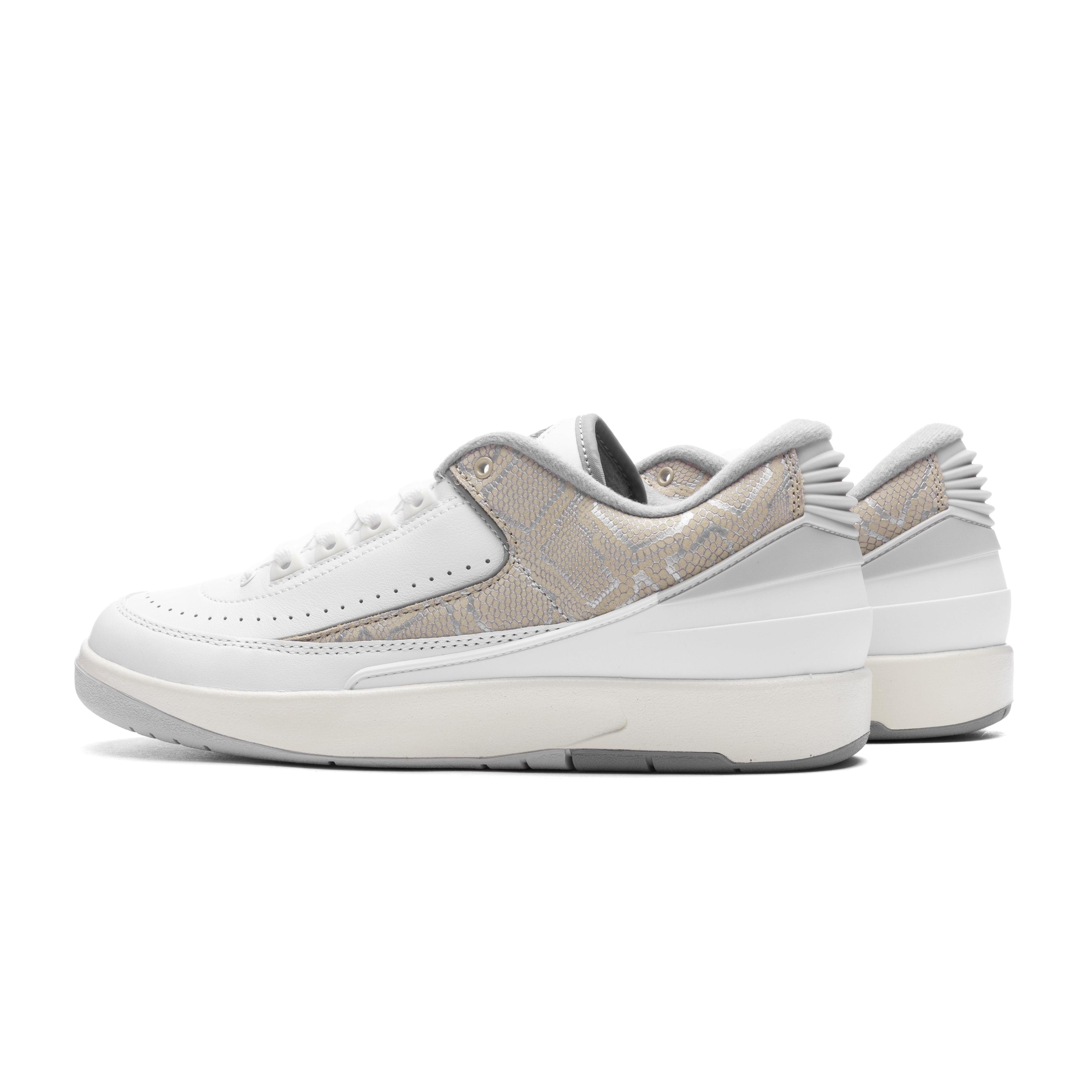 Air Jordan 2 Retro Low 'Python' - White/Cement Grey/Sanddrift Male Product Image