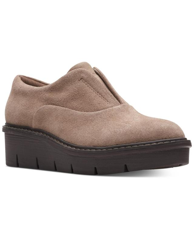 Clarks Womens Airabell Sky Slip-On Flats Product Image