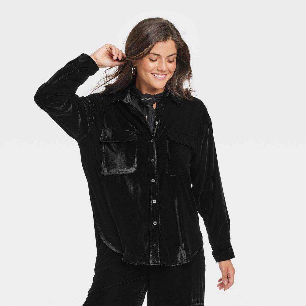 Womens Long Sleeve Collared Button-Down Shirt - Universal Thread Black product image