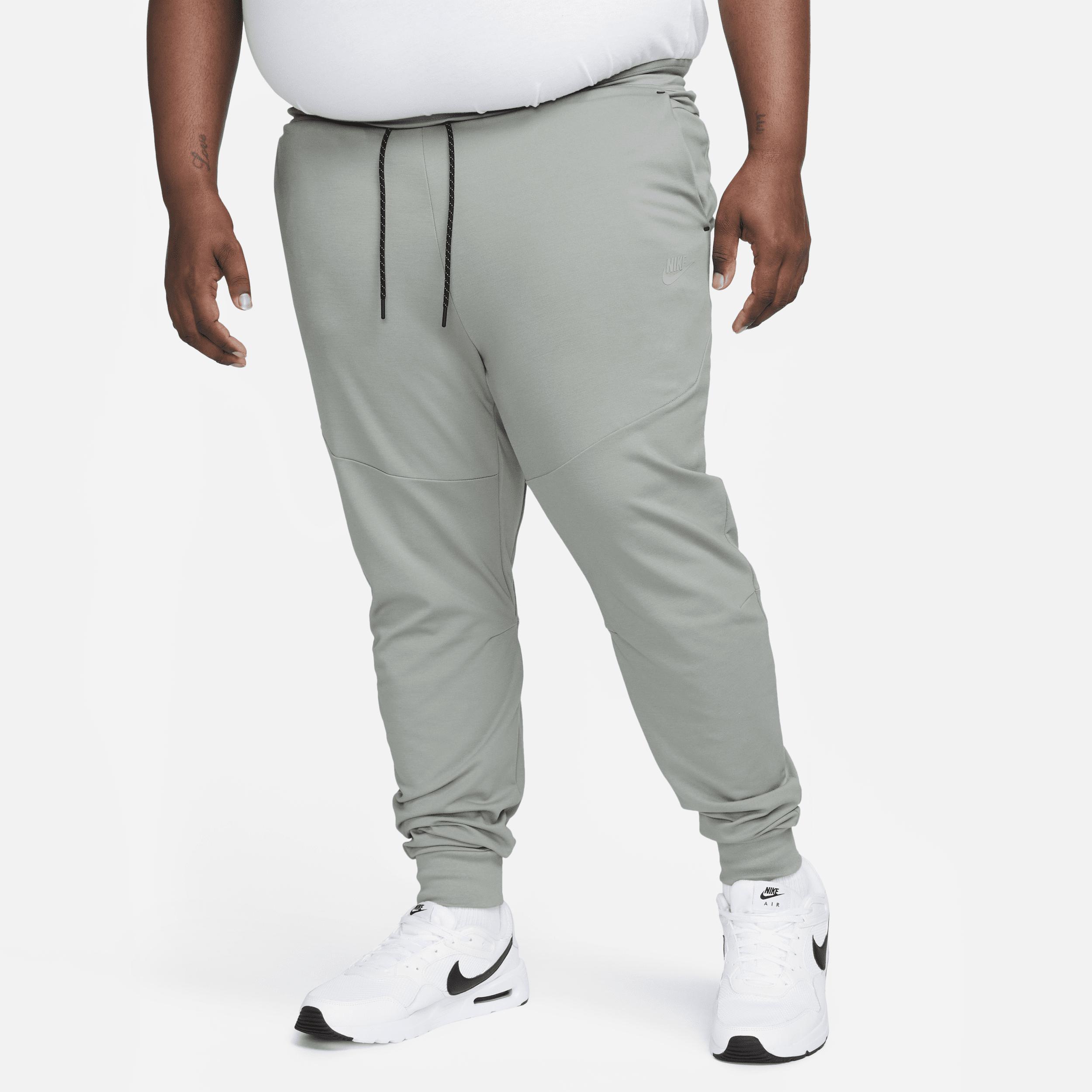 Nike Tech Essentials Joggers Product Image