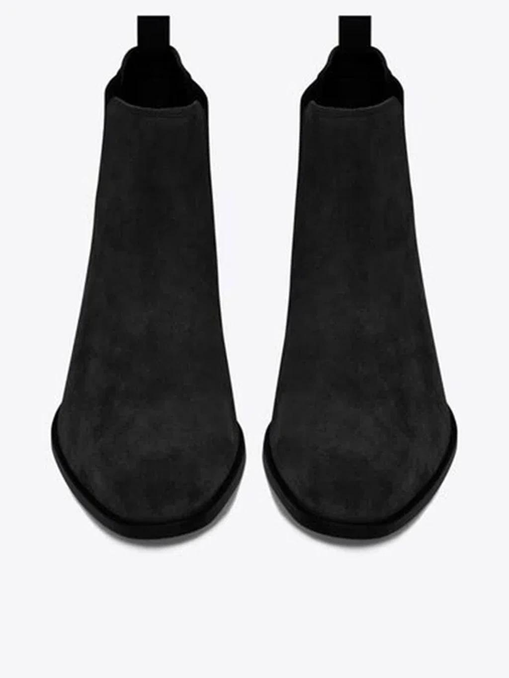 Boots Wyatt 30 Chelsea In Black Product Image