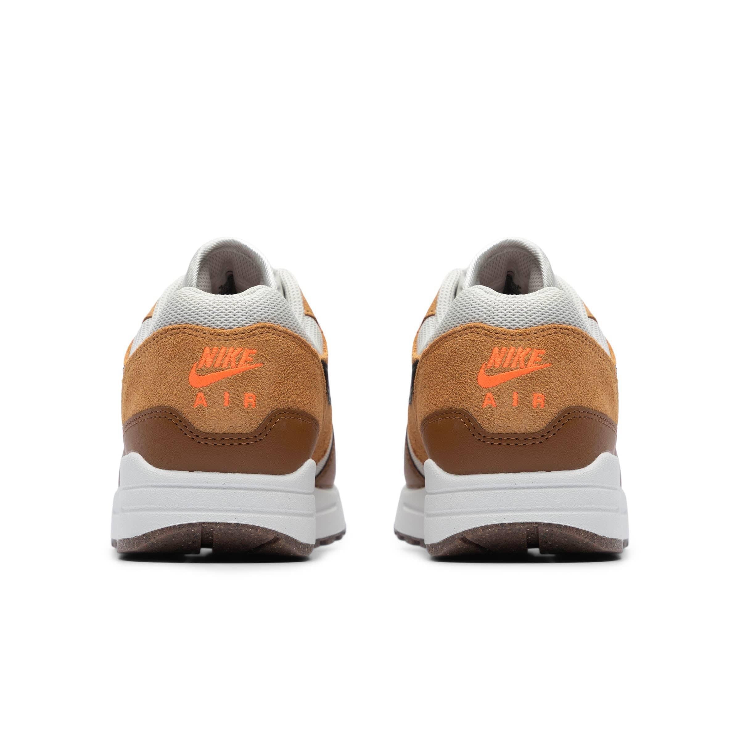 NIKE AIR MAX 1 ESSENTIAL Product Image