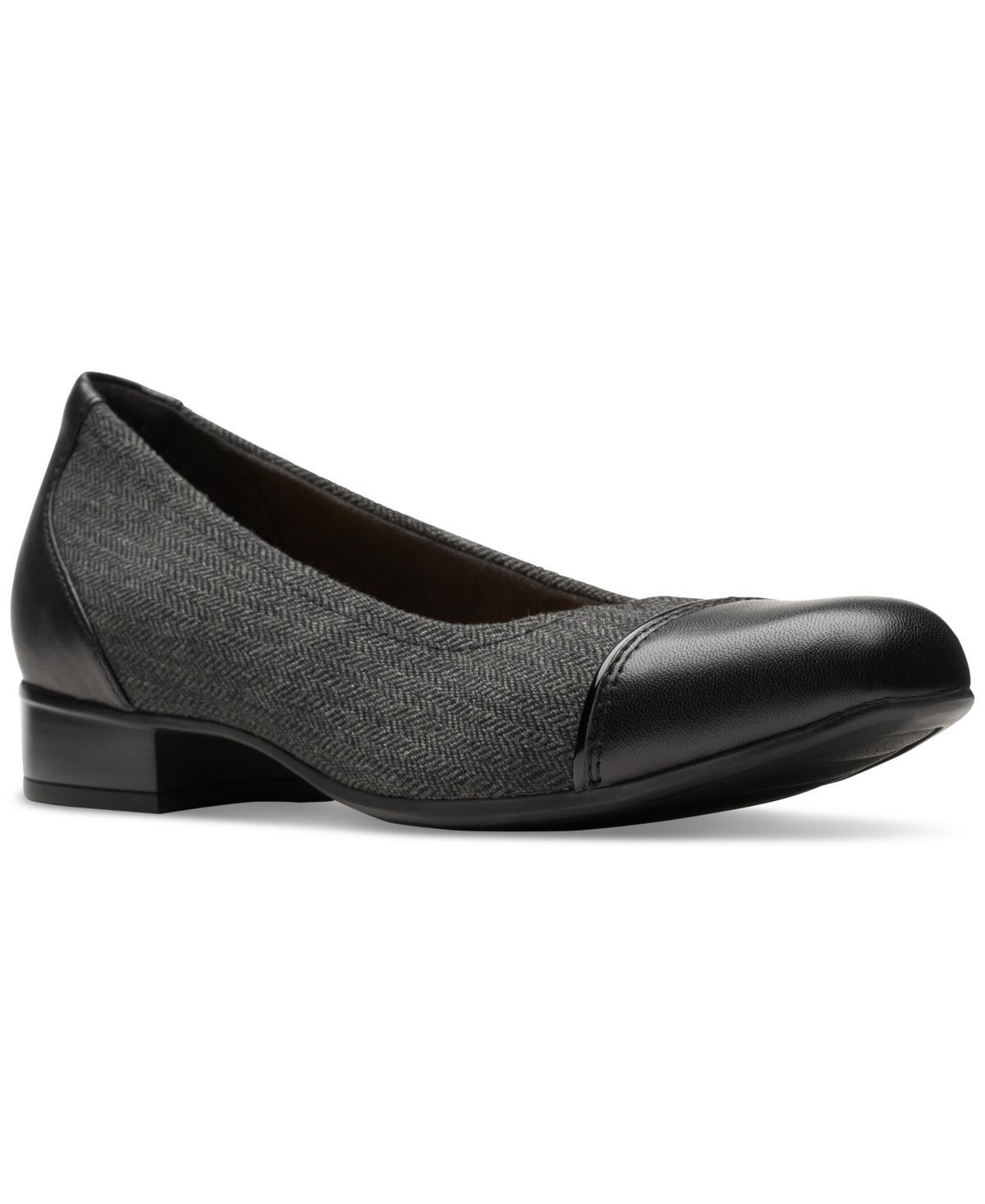 Clarks Womens Juliet Step Slip-On Cap-Toe Flats Womens Shoes Product Image