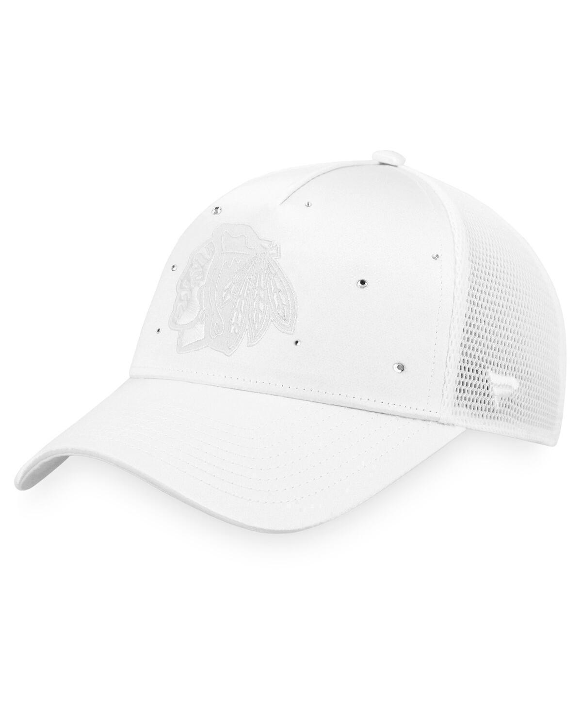 Womens White Chicago Blackhawks Winter Lights Trucker Snapback Hat Product Image