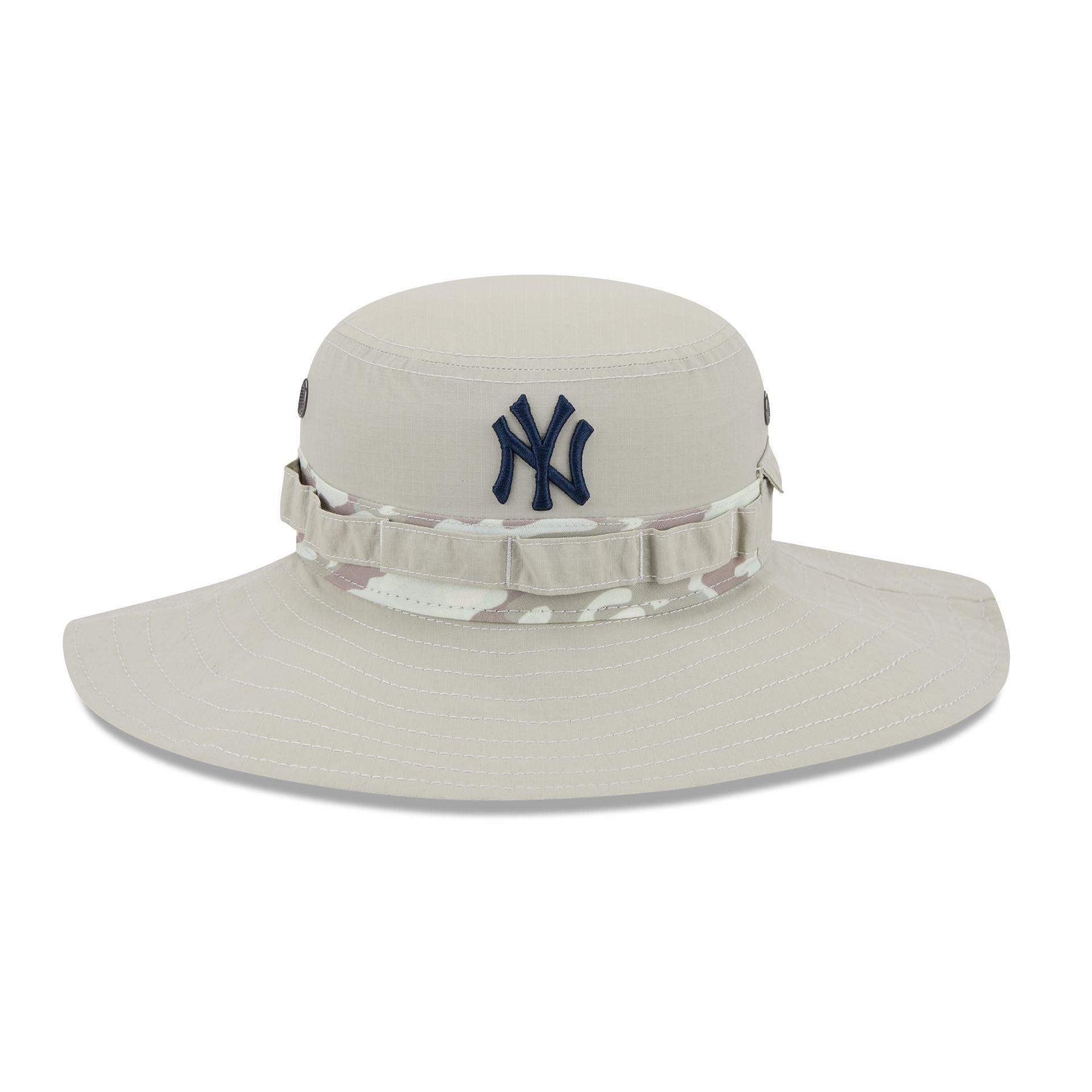 New York Yankees Fairway Adventure Bucket Hat Male Product Image