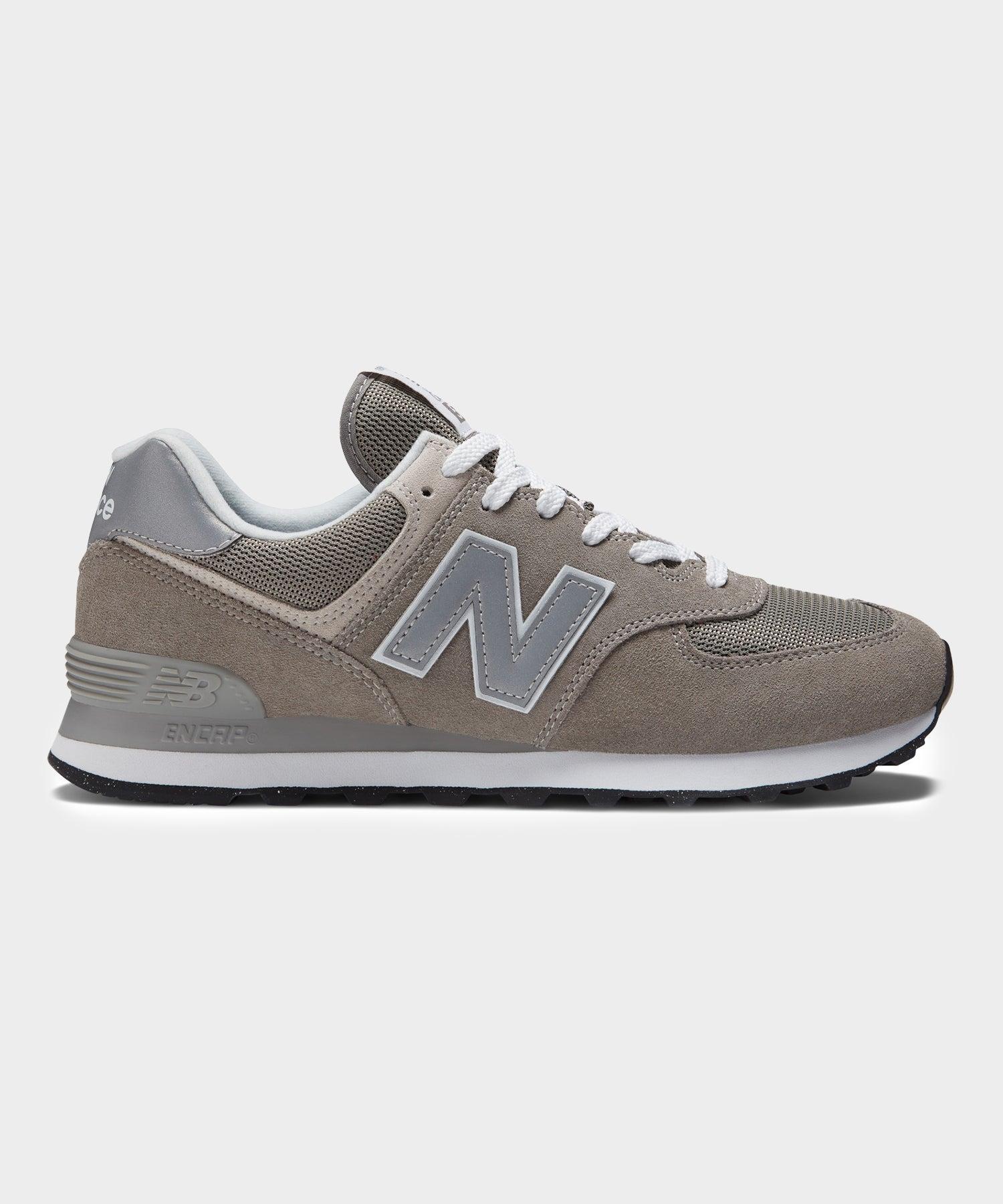 New Balance 574 In Navy Product Image