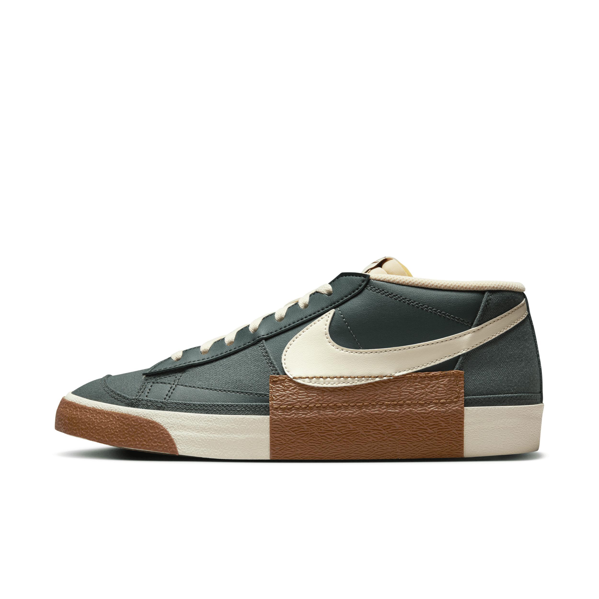 Nike Men's Blazer Low Pro Club Shoes Product Image