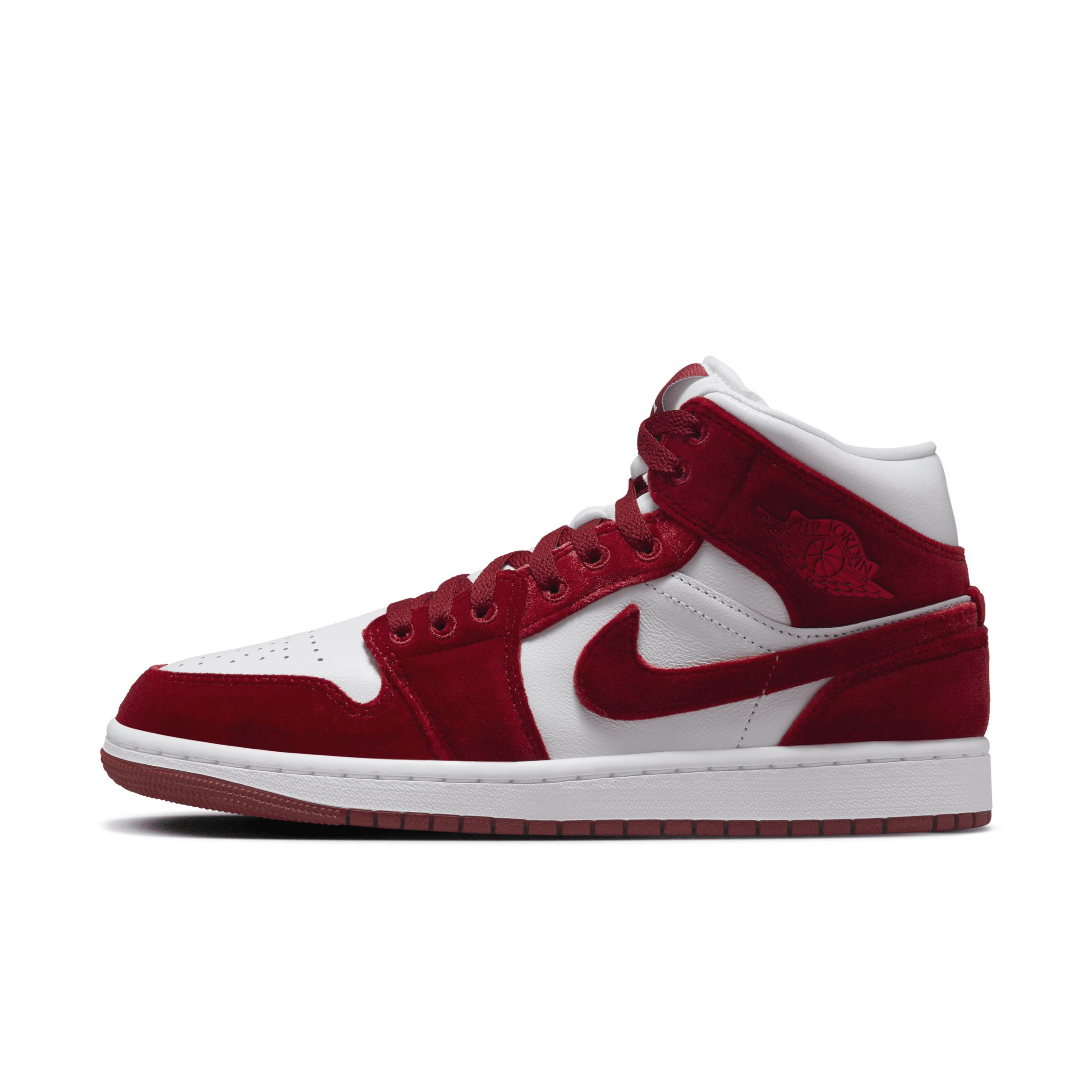 Womens Air Jordan 1 Mid SE Shoes Product Image