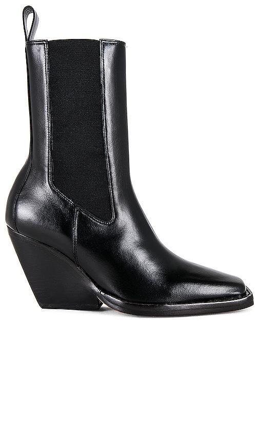 Helsa Chelsea Boot in Black. - size 35 (also in 36, 37, 38, 39, 40, 41) Product Image