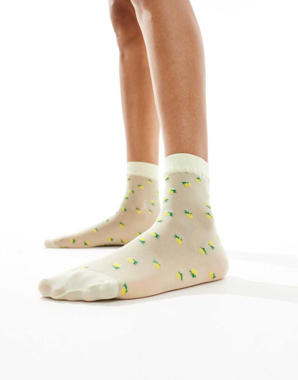 Pretty Polly lemon sheer socks in yellow Product Image