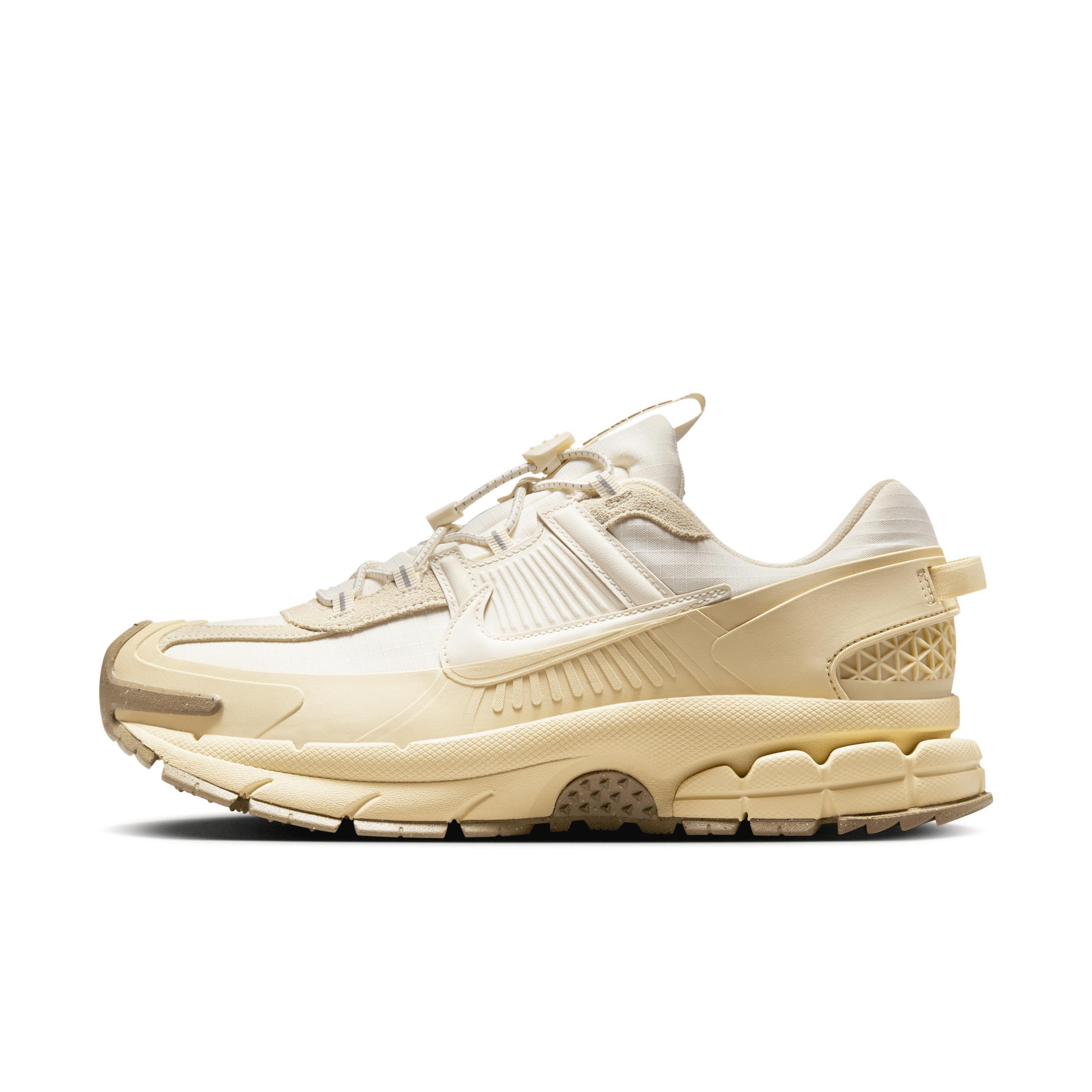 Nike Zoom Vomero Roam Men's Winterized Shoes Product Image