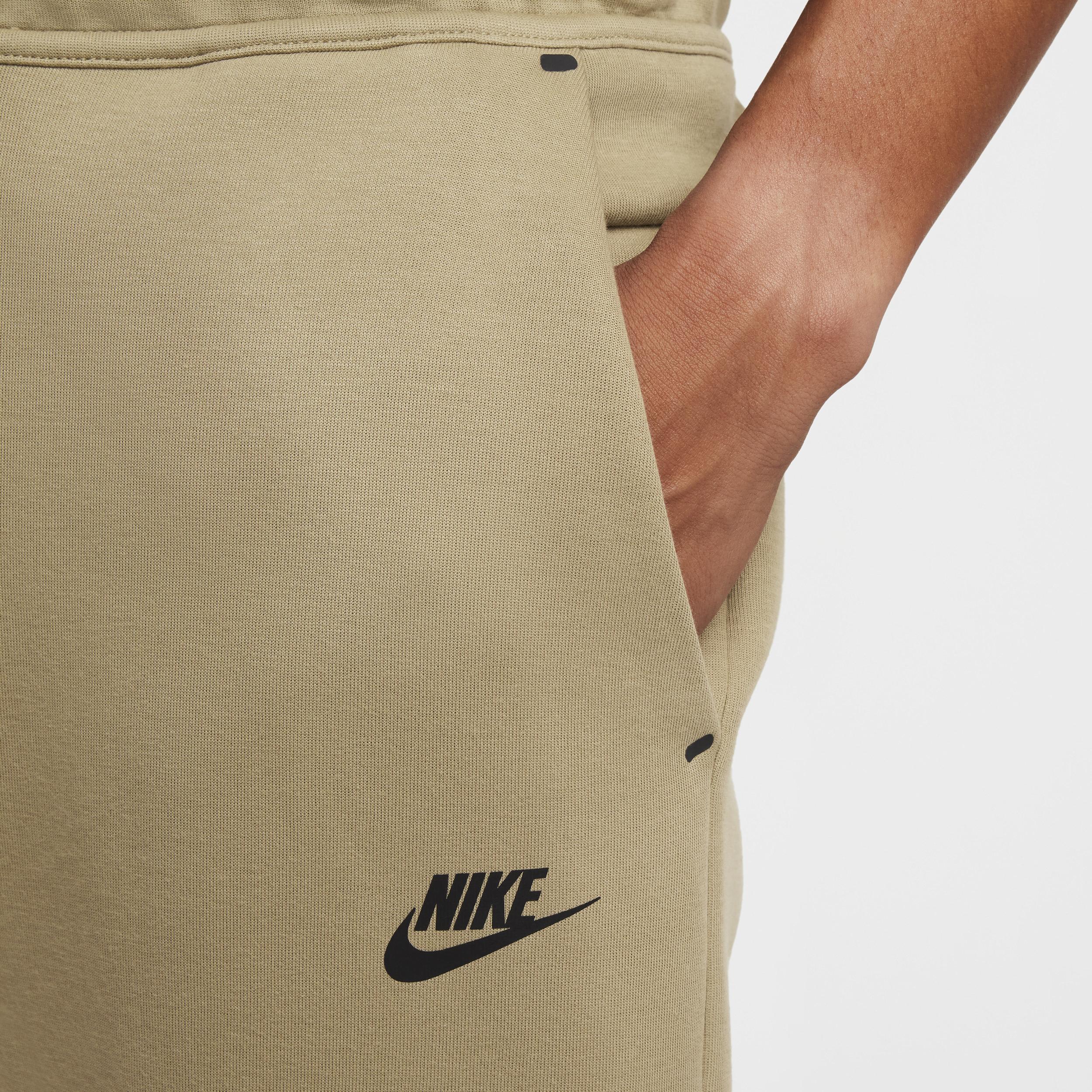 Nike Mens Tech Fleece Jogger Pants Product Image