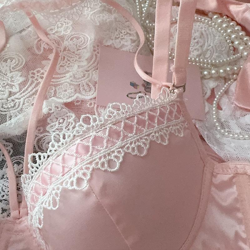 Set: Lace Bra Top + Panties Product Image