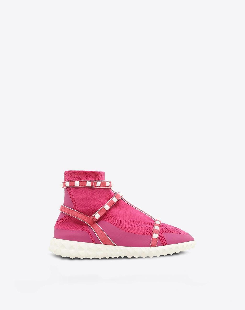 VALENTINO GARAVANI Free Rockstud High-top Sneakers In Pink Product Image