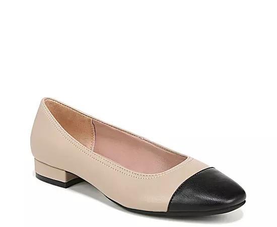 LifeStride Womens Cameo 3 Ballet Flats - Black Product Image