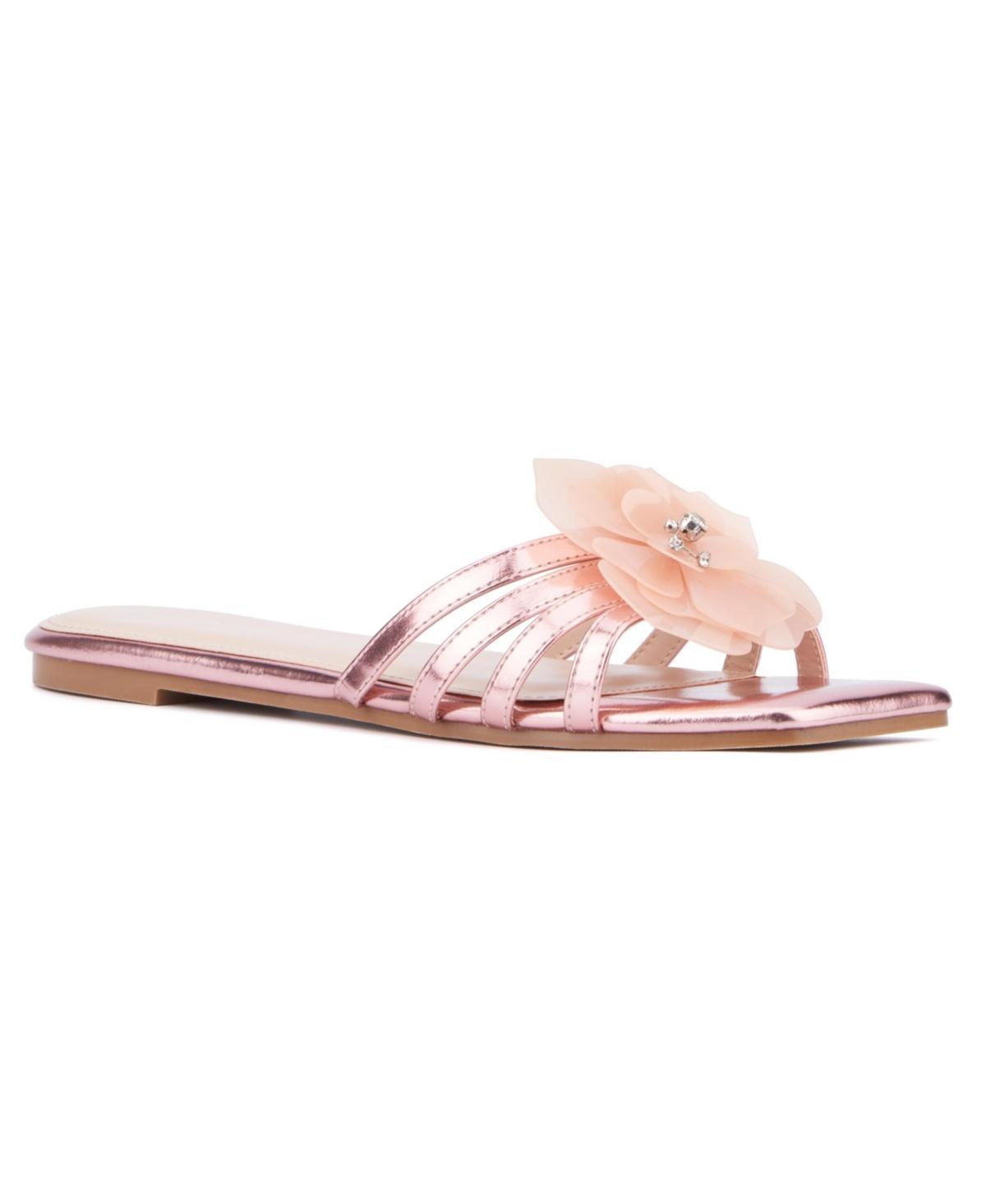 Womens Shayla Flat Sandal - Wide Width Product Image